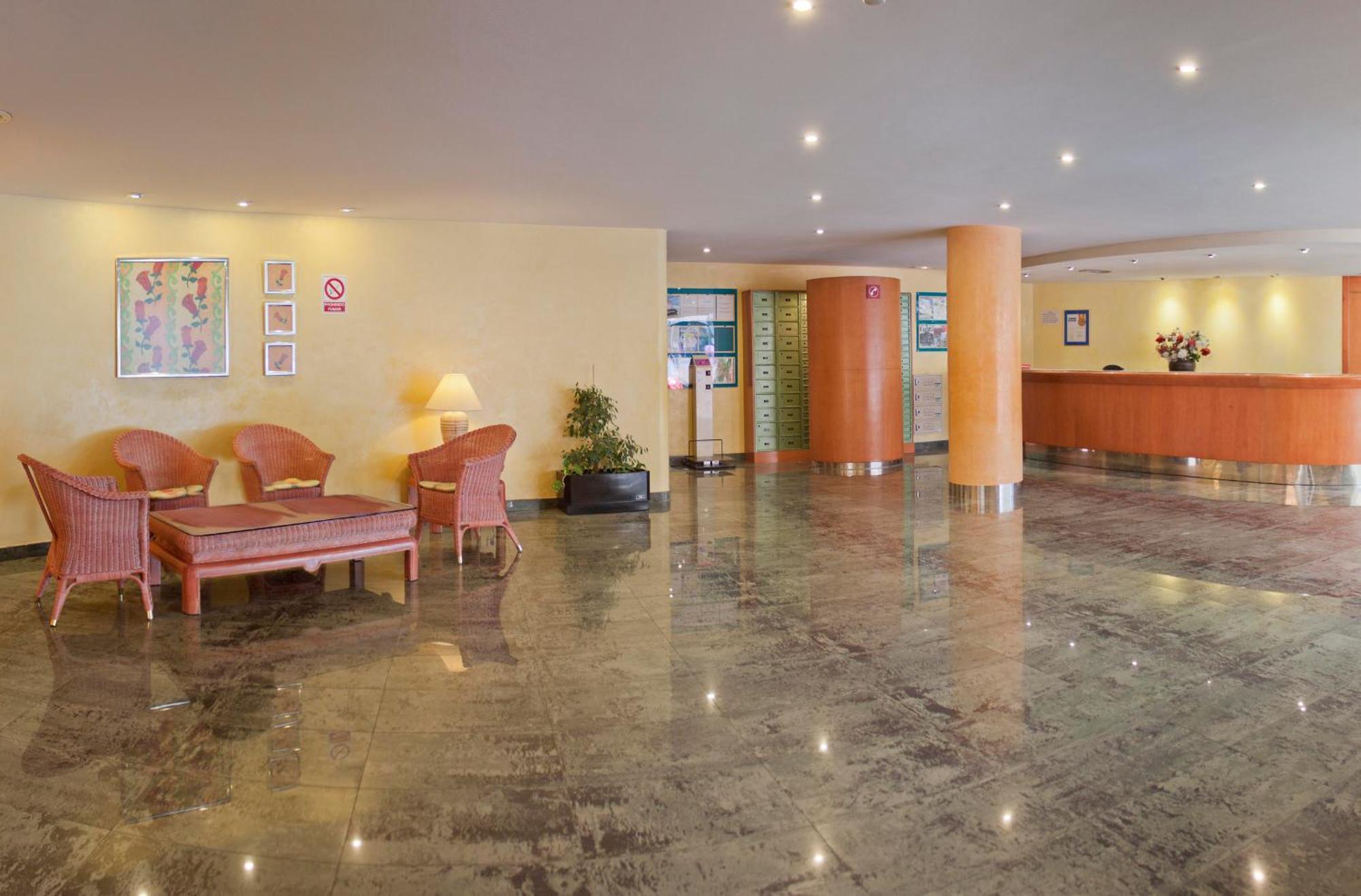 Trh Jardin Del Mar Aparthotel Santa Ponsa Interior photo