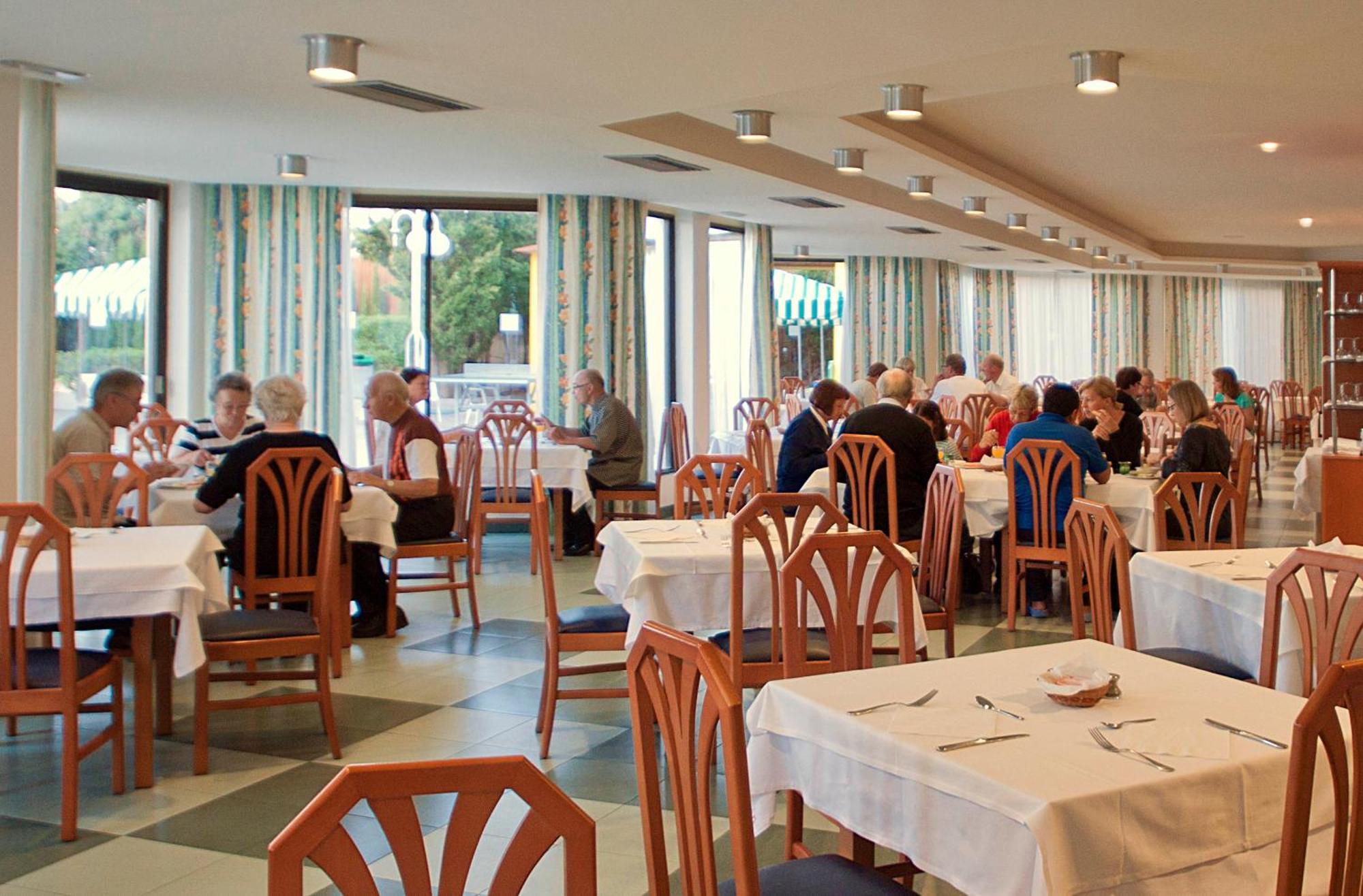 Trh Jardin Del Mar Aparthotel Santa Ponsa Exterior photo